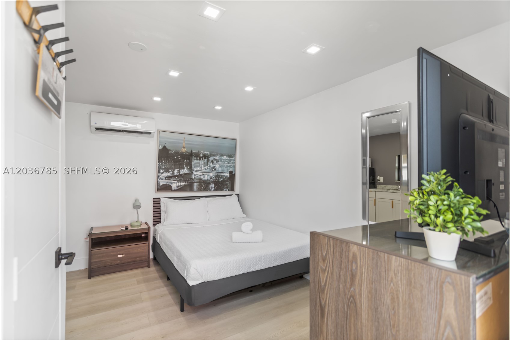 GLENHAVEN - Residential Lease