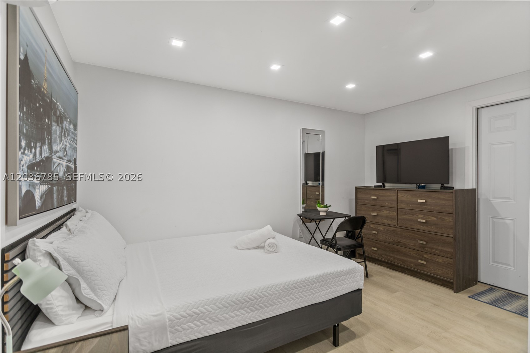 GLENHAVEN - Residential Lease