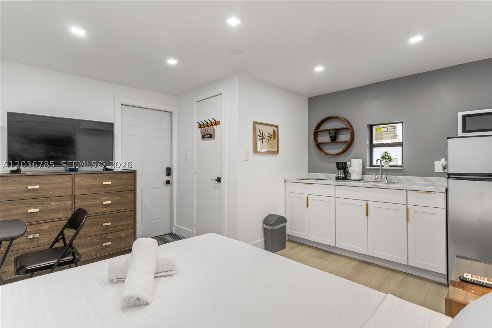 GLENHAVEN - Residential Lease