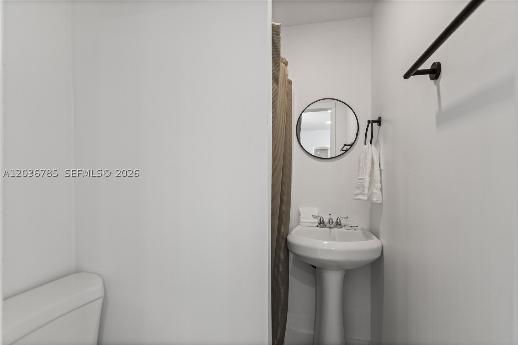 GLENHAVEN - Residential Lease