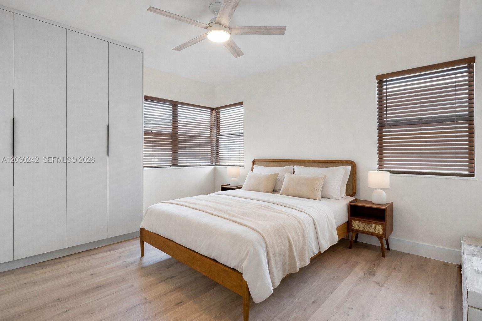 MARSEILLES DECO CONDO - Residential Lease
