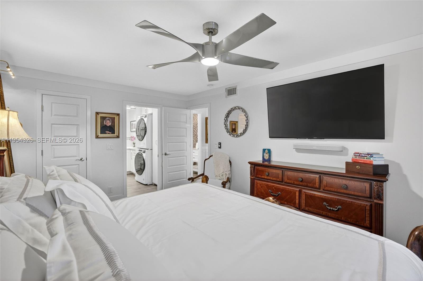 BAY COLONY CLUB CONDO - Residential