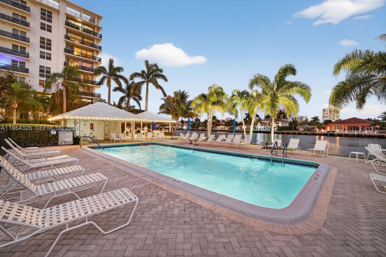BAY COLONY CLUB CONDO - Residential