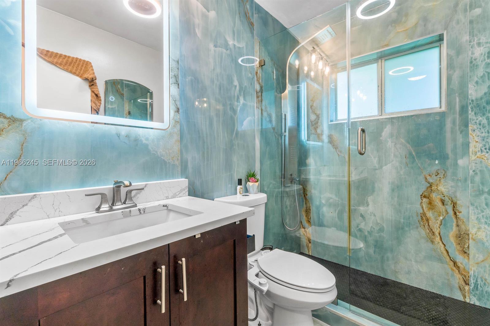 SHERIDAN LAKES CONDO HOUS - Residential