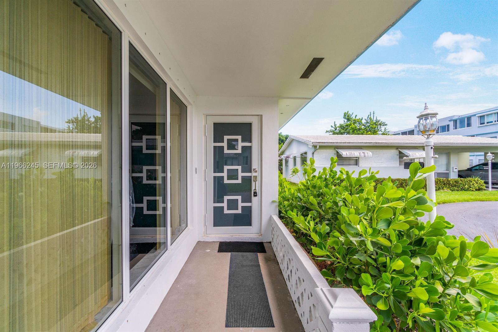 SHERIDAN LAKES CONDO HOUS - Residential