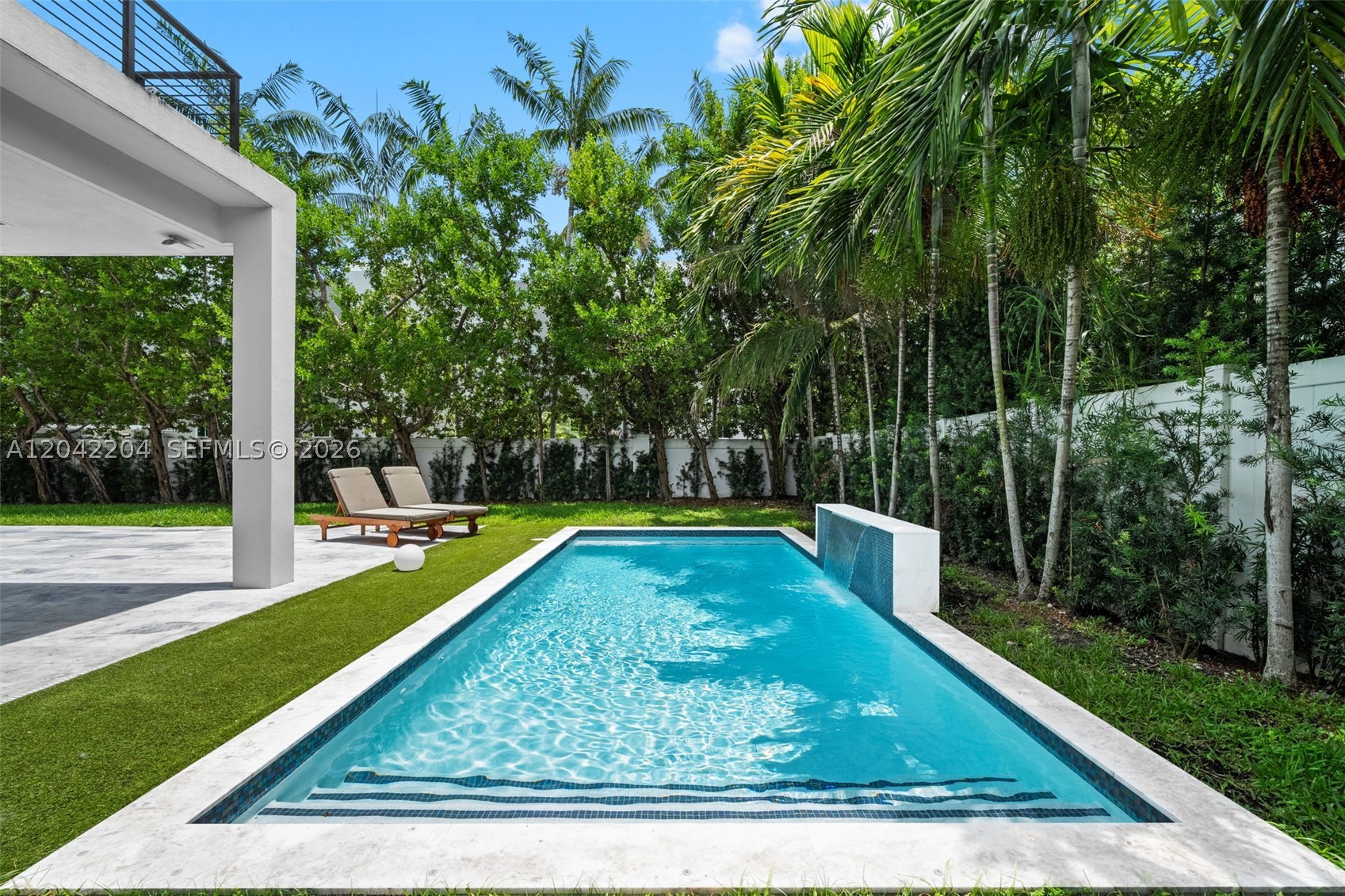 GRAND FLORIDIAN ESTATES - Residential