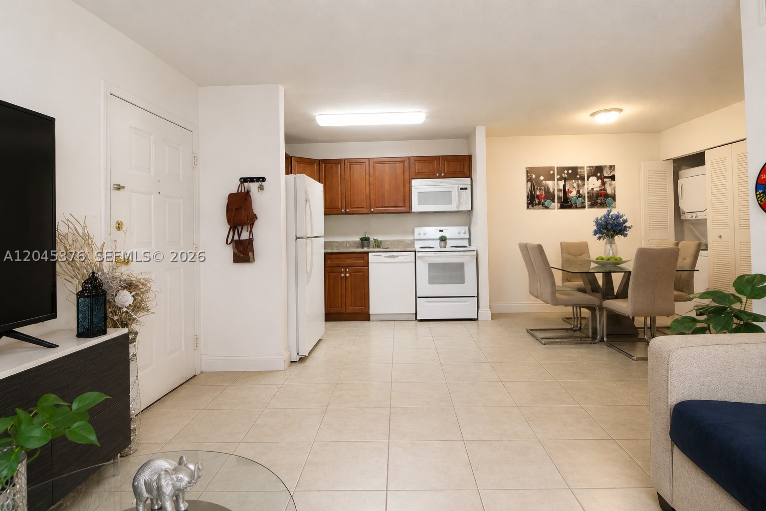 VILLA BELLINI CONDO - Residential