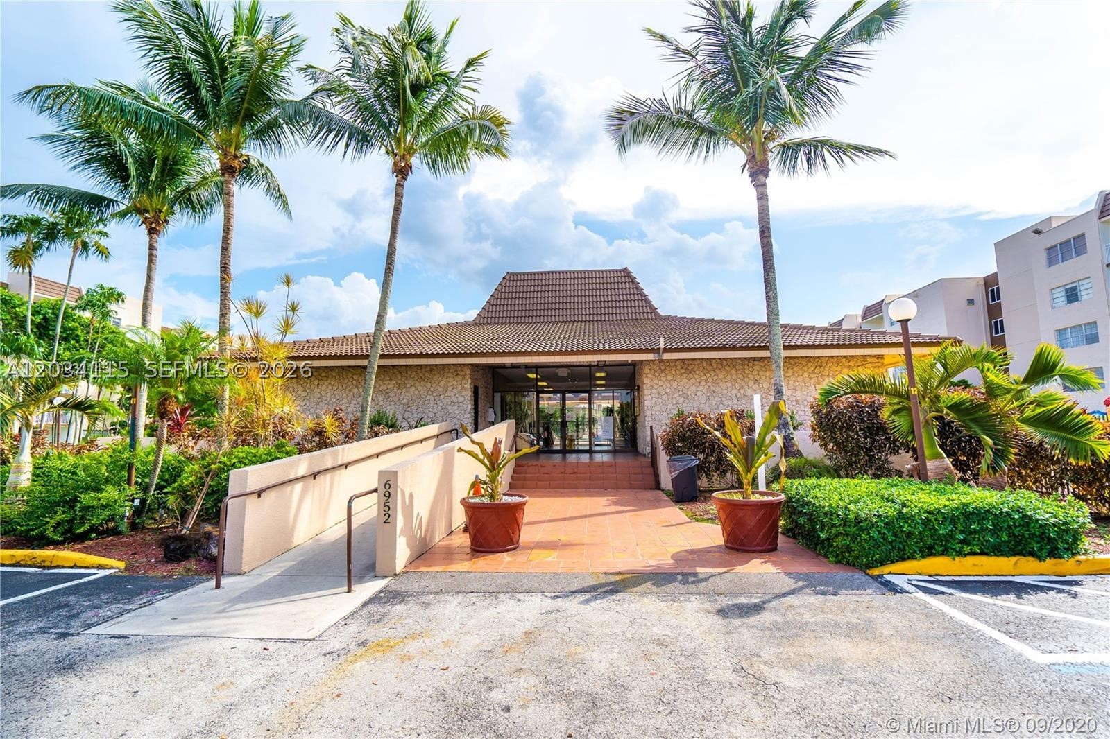 CORAL GATE EAST CONDO - Residential Lease
