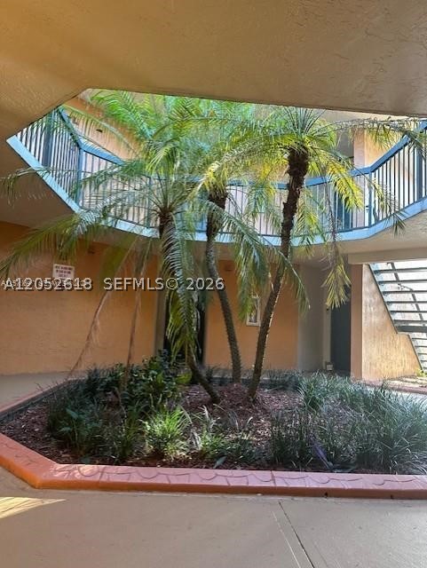 MEDITERRANEAN VILLAS COND - Residential Lease