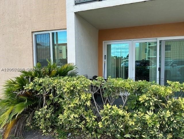 MEDITERRANEAN VILLAS COND - Residential Lease