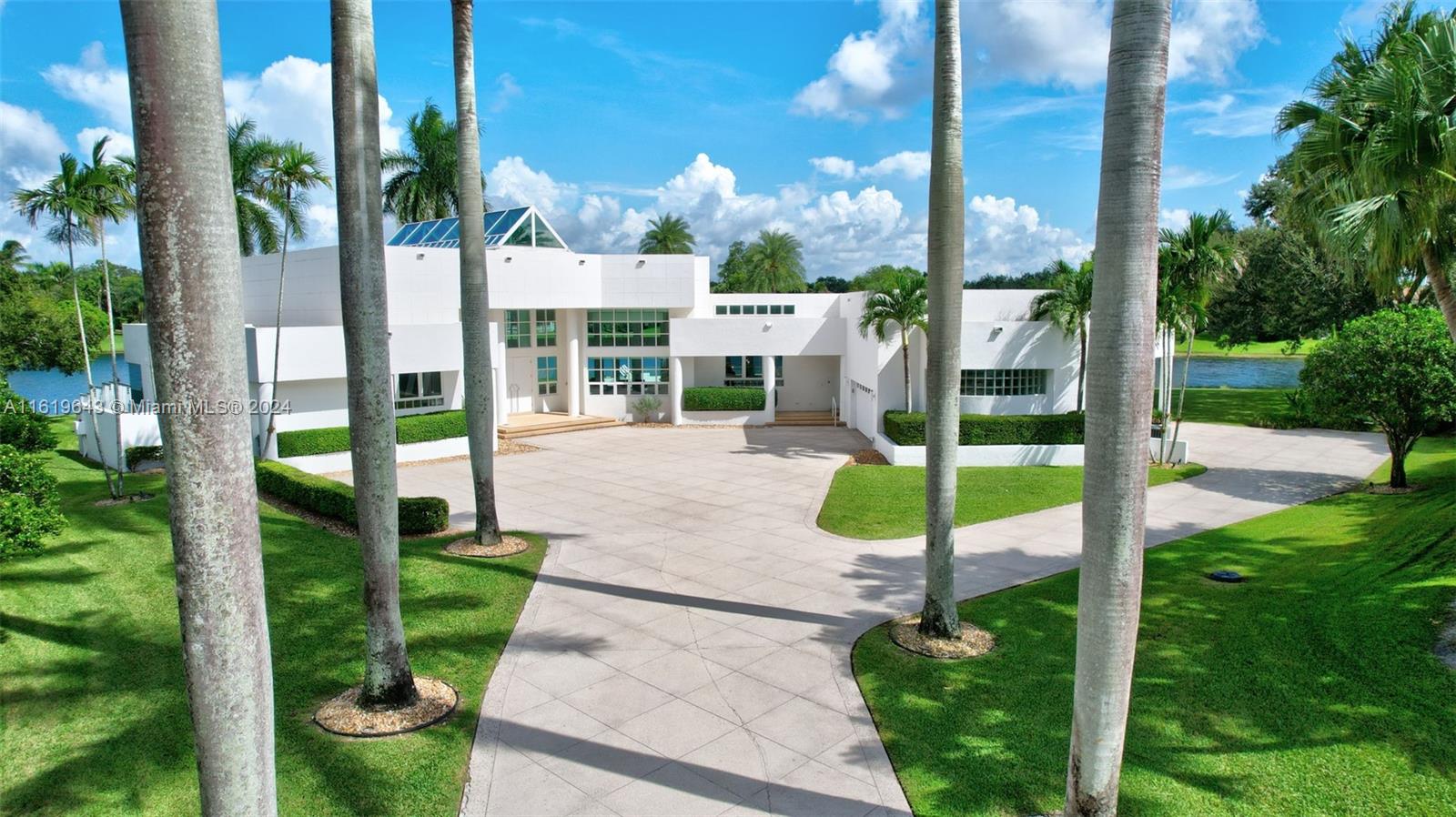 WINDMILL RANCH ESTATES - Residential