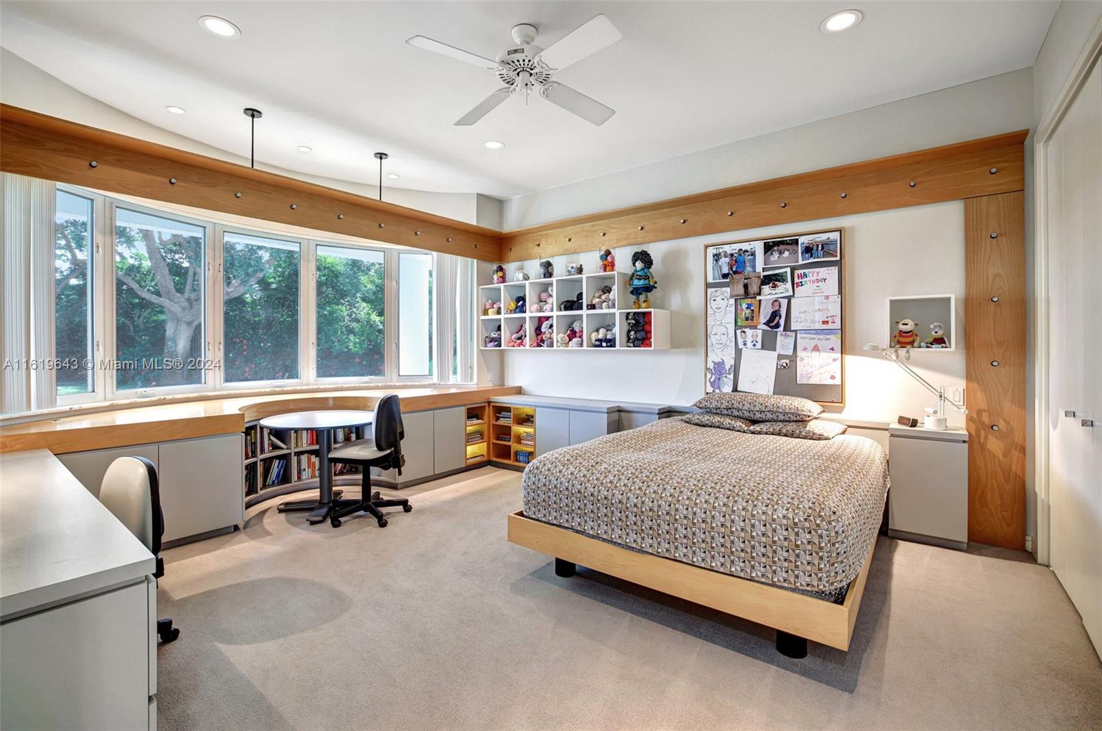 WINDMILL RANCH ESTATES - Residential