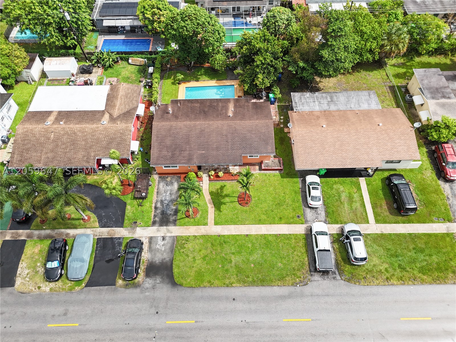 SUNRISE GOLF VILLAGE SEC - Residential