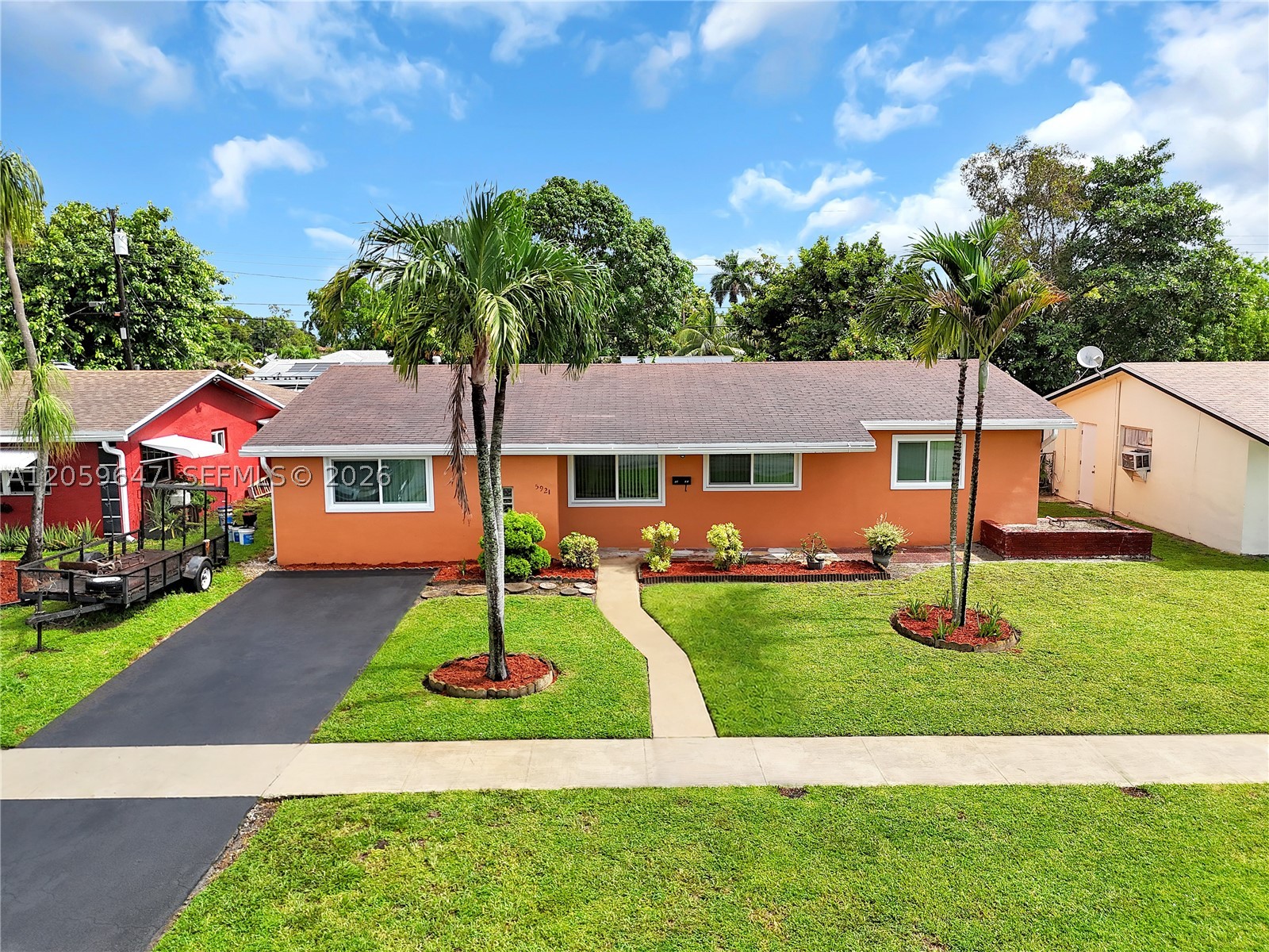 SUNRISE GOLF VILLAGE SEC - Residential