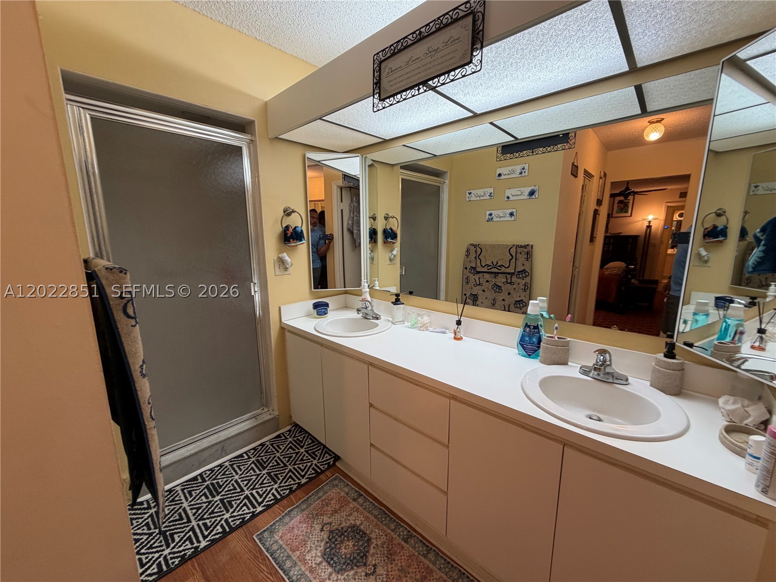 SPRINGDALE HOMES - Residential