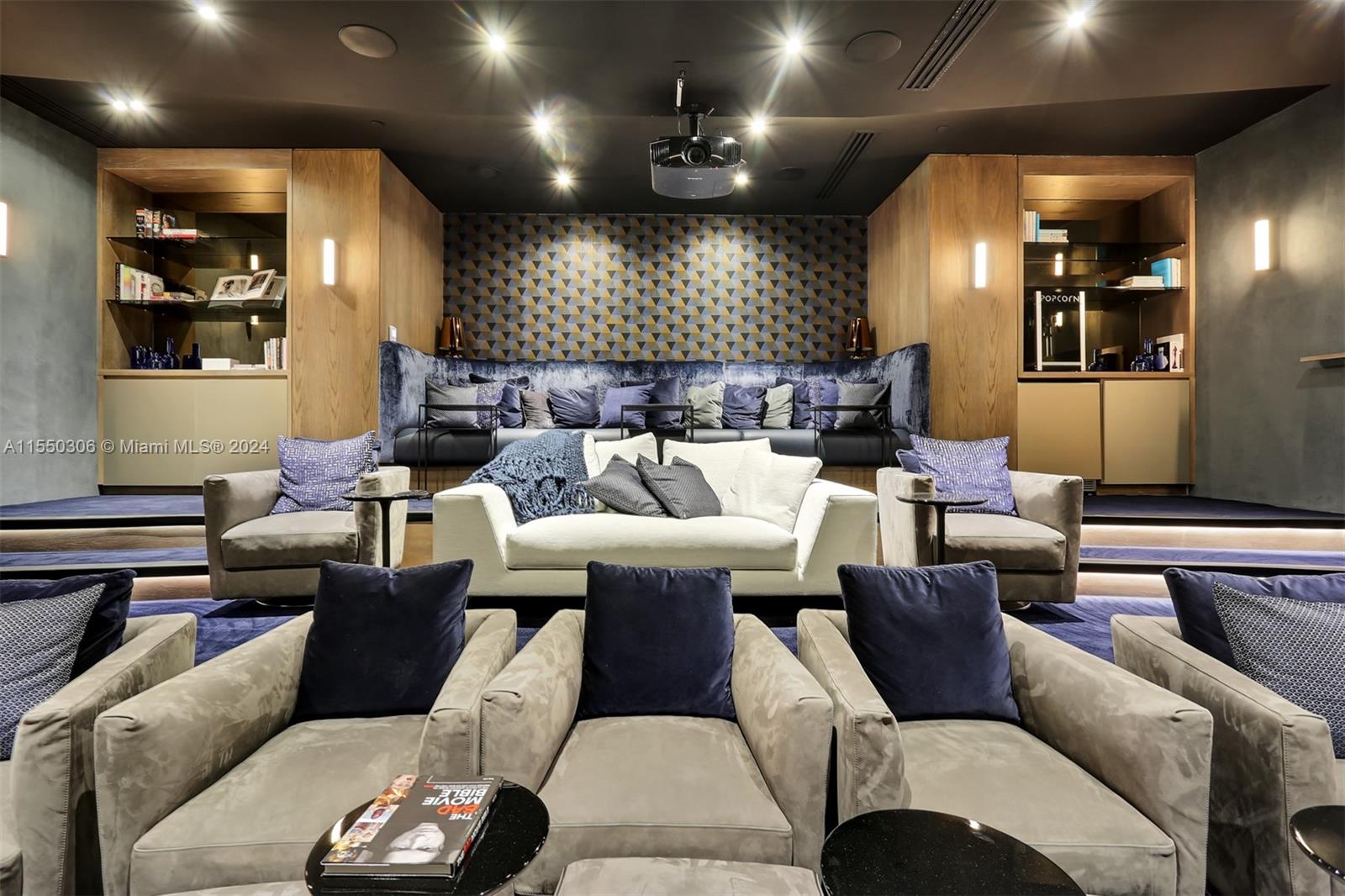 GRAN PARAISO CONDO - Residential