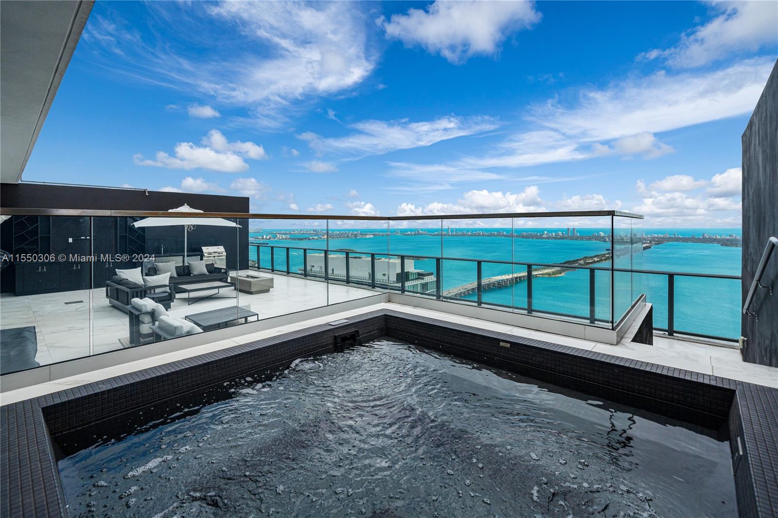 GRAN PARAISO CONDO - Residential