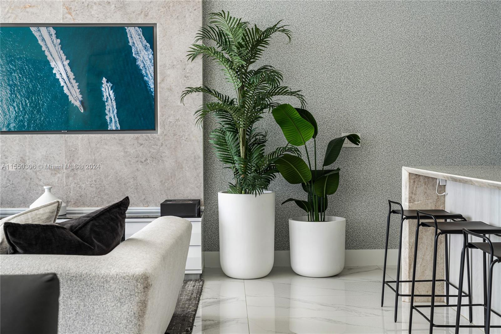 GRAN PARAISO CONDO - Residential