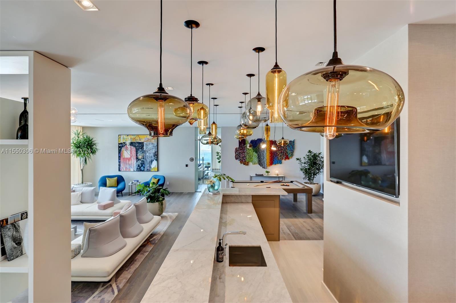GRAN PARAISO CONDO - Residential