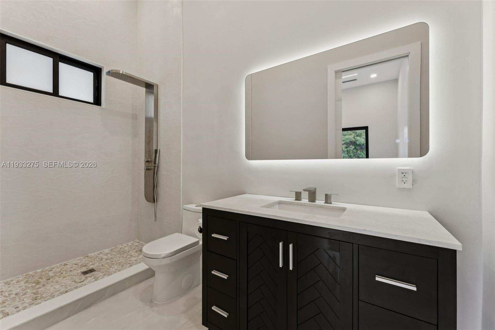 EASTWAY PARK - Residential