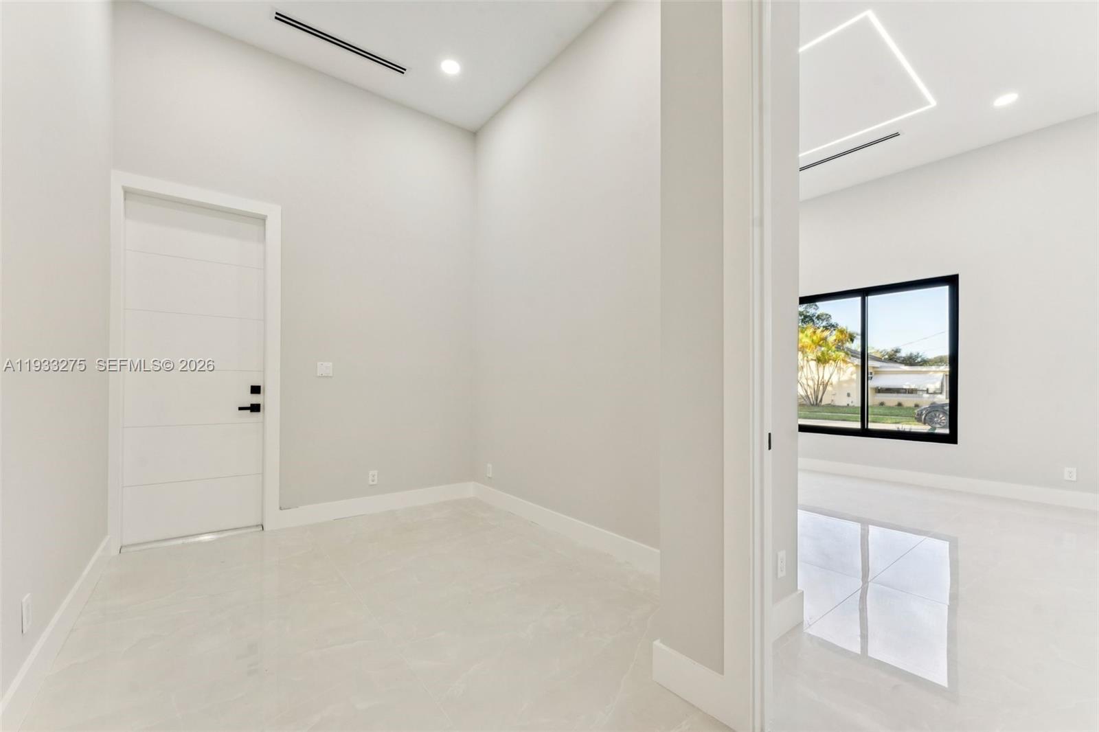 EASTWAY PARK - Residential