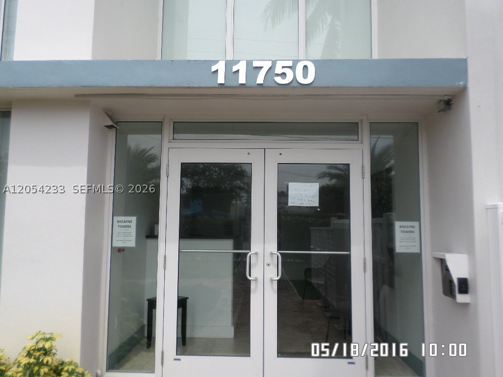 BISCAYNE COURT - Residential Lease