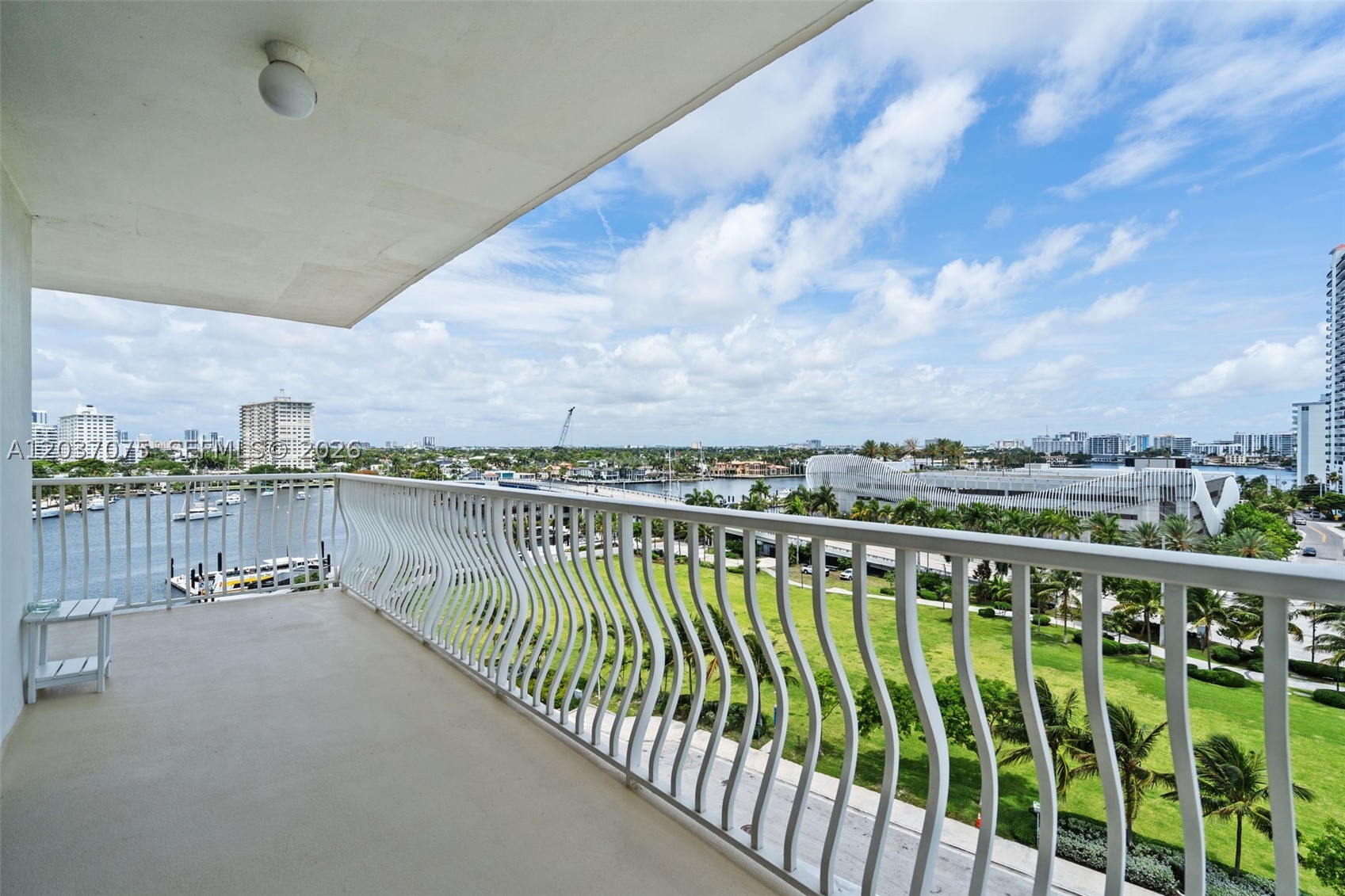 VENETIAN CONDO - Residential Lease
