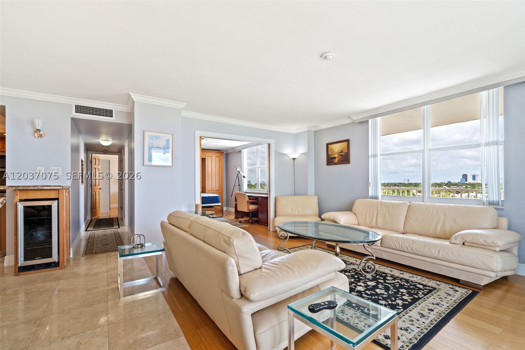 VENETIAN CONDO - Residential Lease