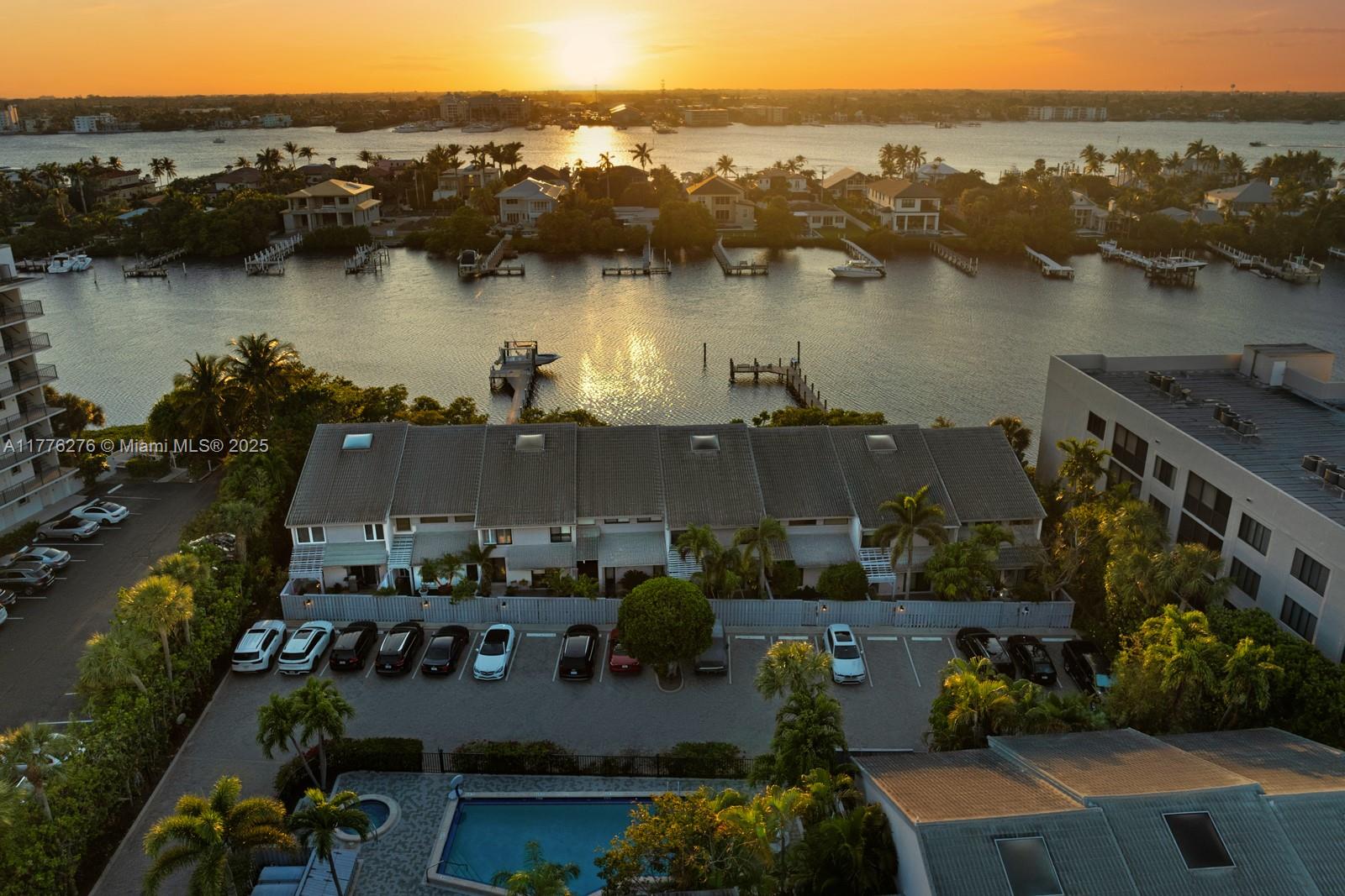 Sausalito Townhouses - Residential