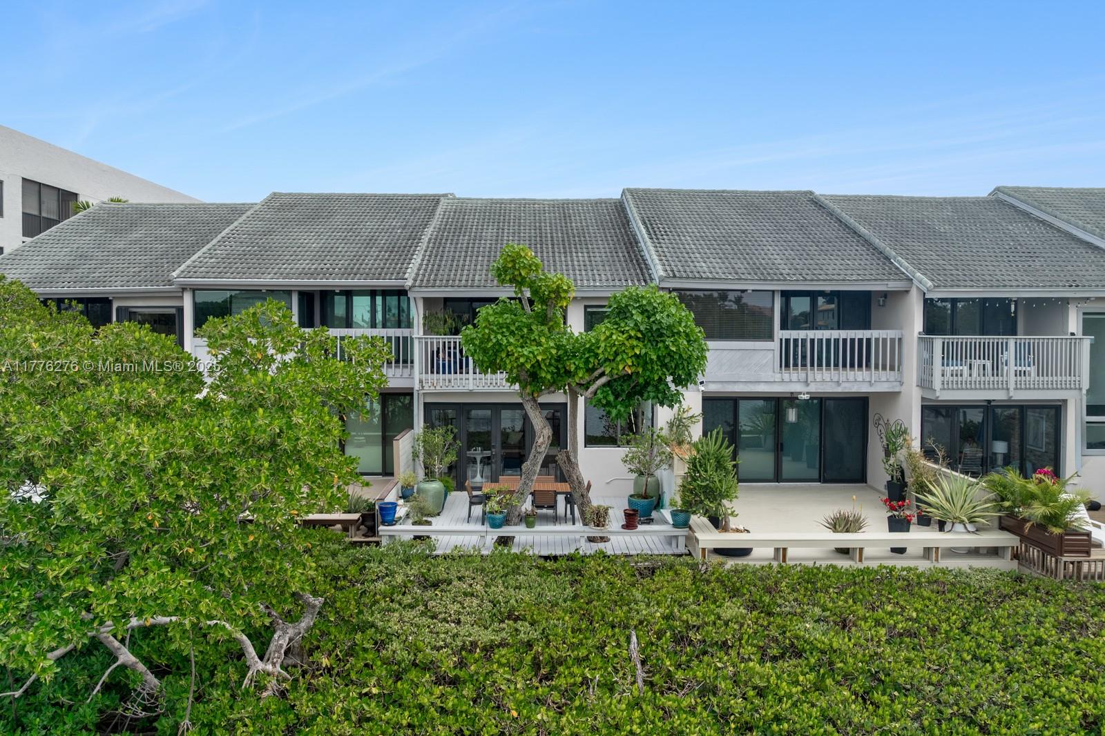Sausalito Townhouses - Residential