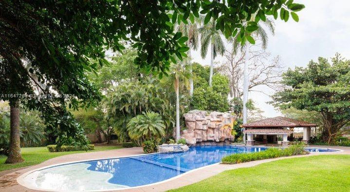 Casas enSan Rafael Escazu - Residential