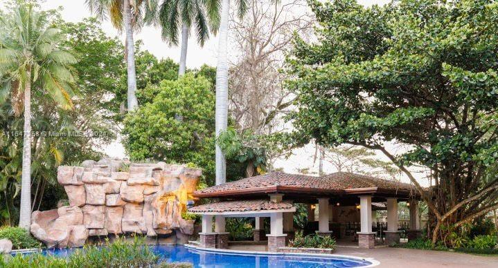 Casas enSan Rafael Escazu - Residential