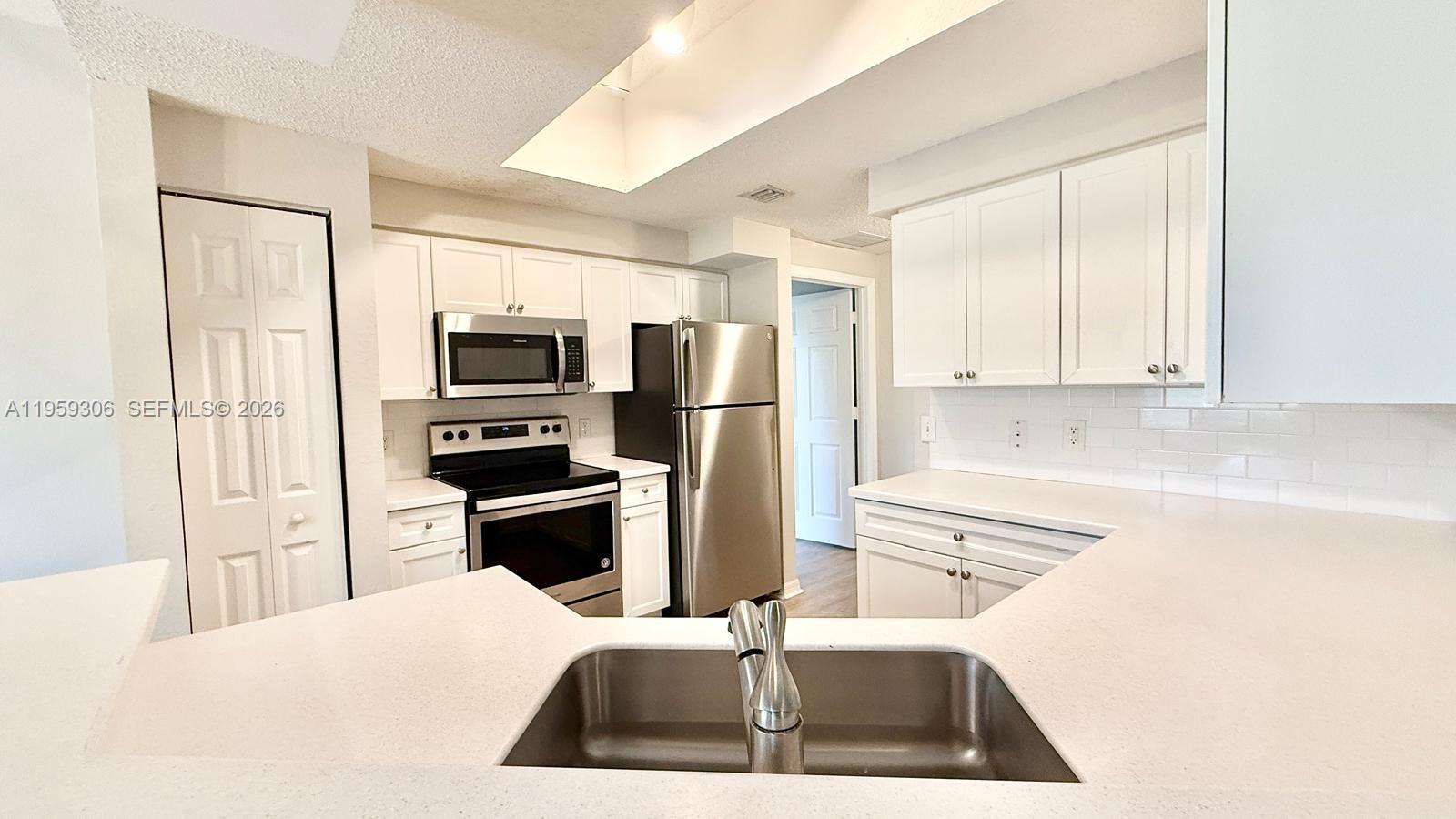 SAN MATERA THE GARDENS CO - Residential Lease
