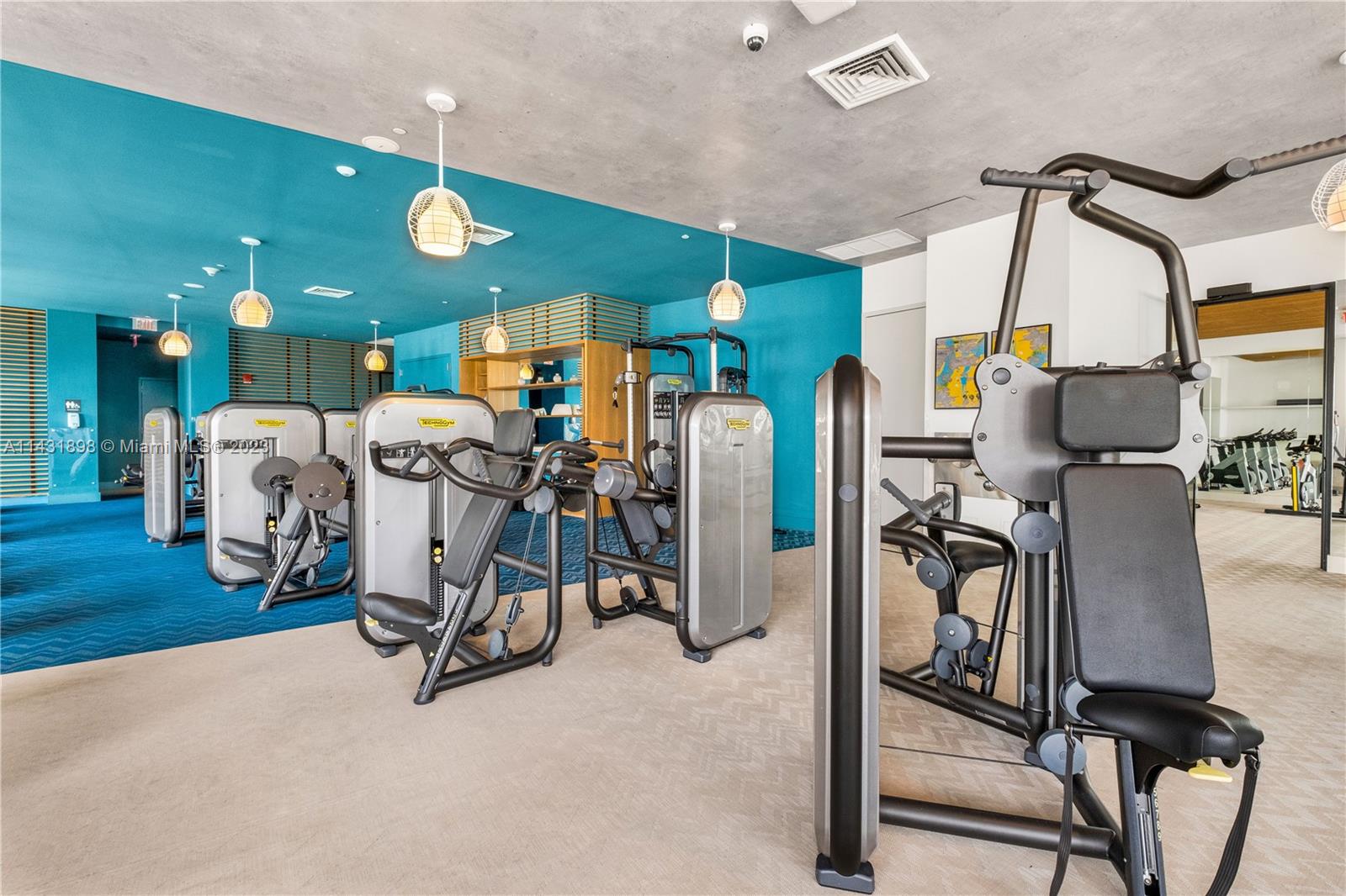 3401 MIDTOWN CONDO - Residential Lease