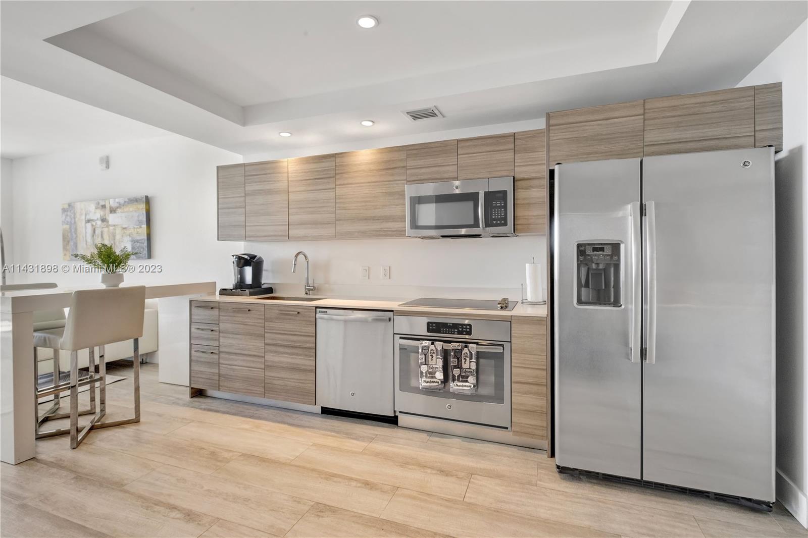 3401 MIDTOWN CONDO - Residential Lease