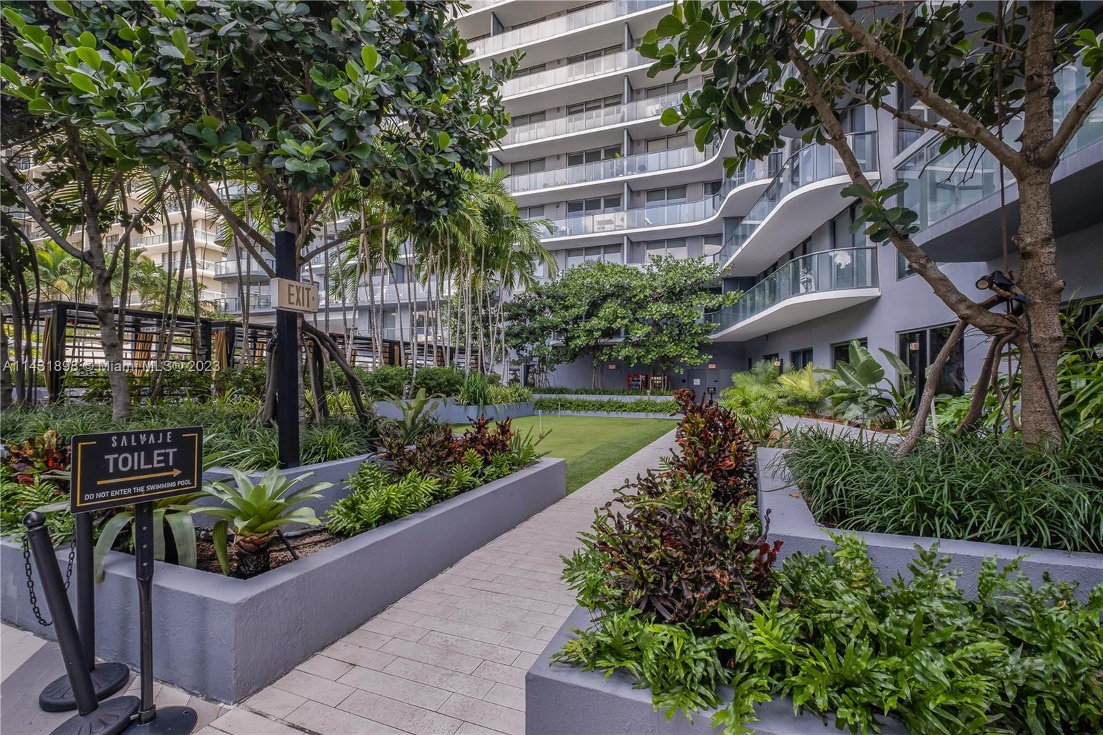 3401 MIDTOWN CONDO - Residential Lease