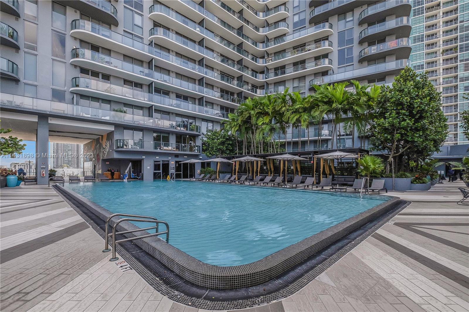 3401 MIDTOWN CONDO - Residential Lease