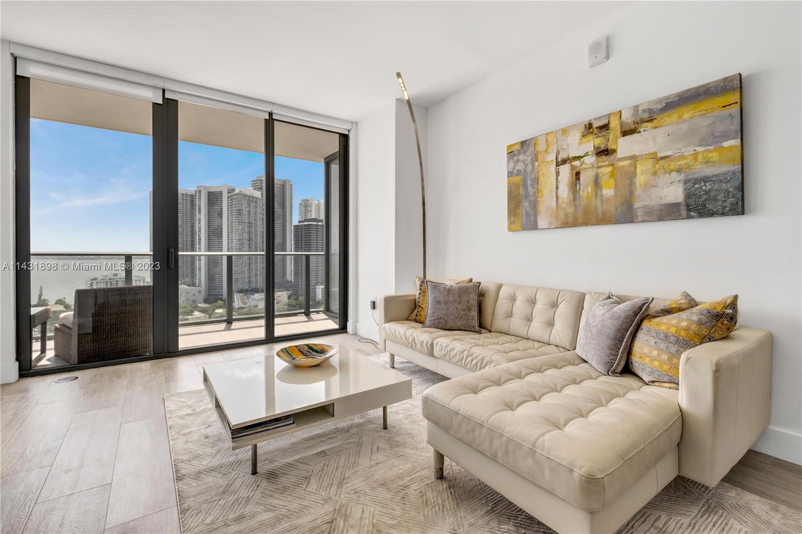 3401 MIDTOWN CONDO - Residential Lease