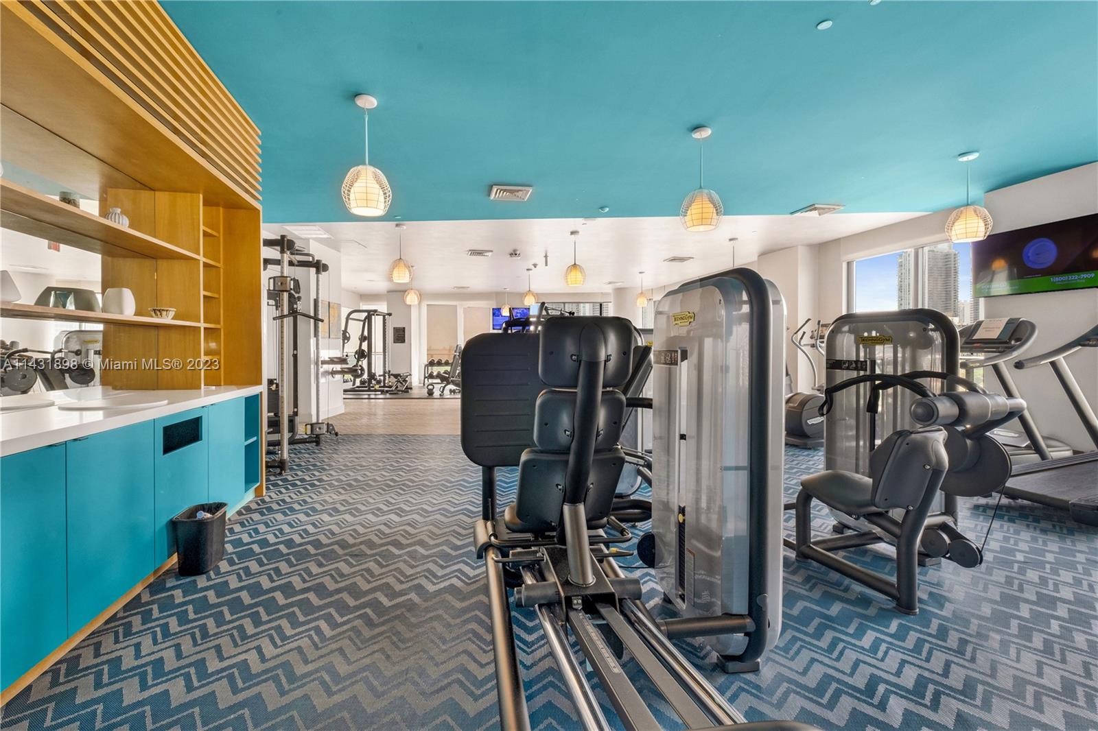 3401 MIDTOWN CONDO - Residential Lease