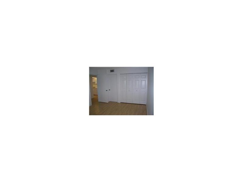 RACQUET CLUB 1 AT BONAVEN - Residential Lease
