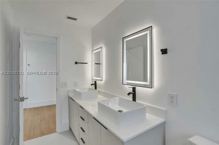 SECTOR 4 NORTH - Residential Lease