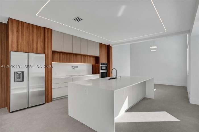 SECTOR 4 NORTH - Residential Lease