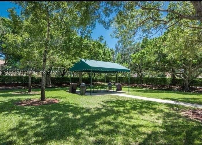 SECTOR 4 NORTH - Residential Lease