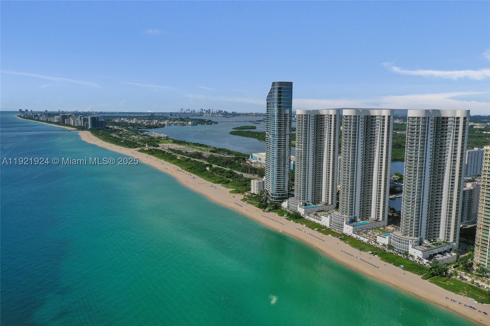 TDR TOWER III CONDO - Residential