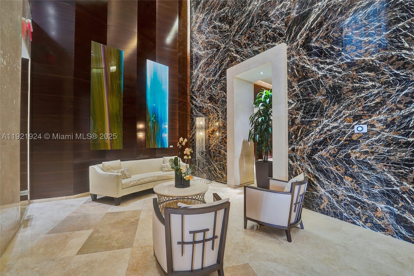 TDR TOWER III CONDO - Residential
