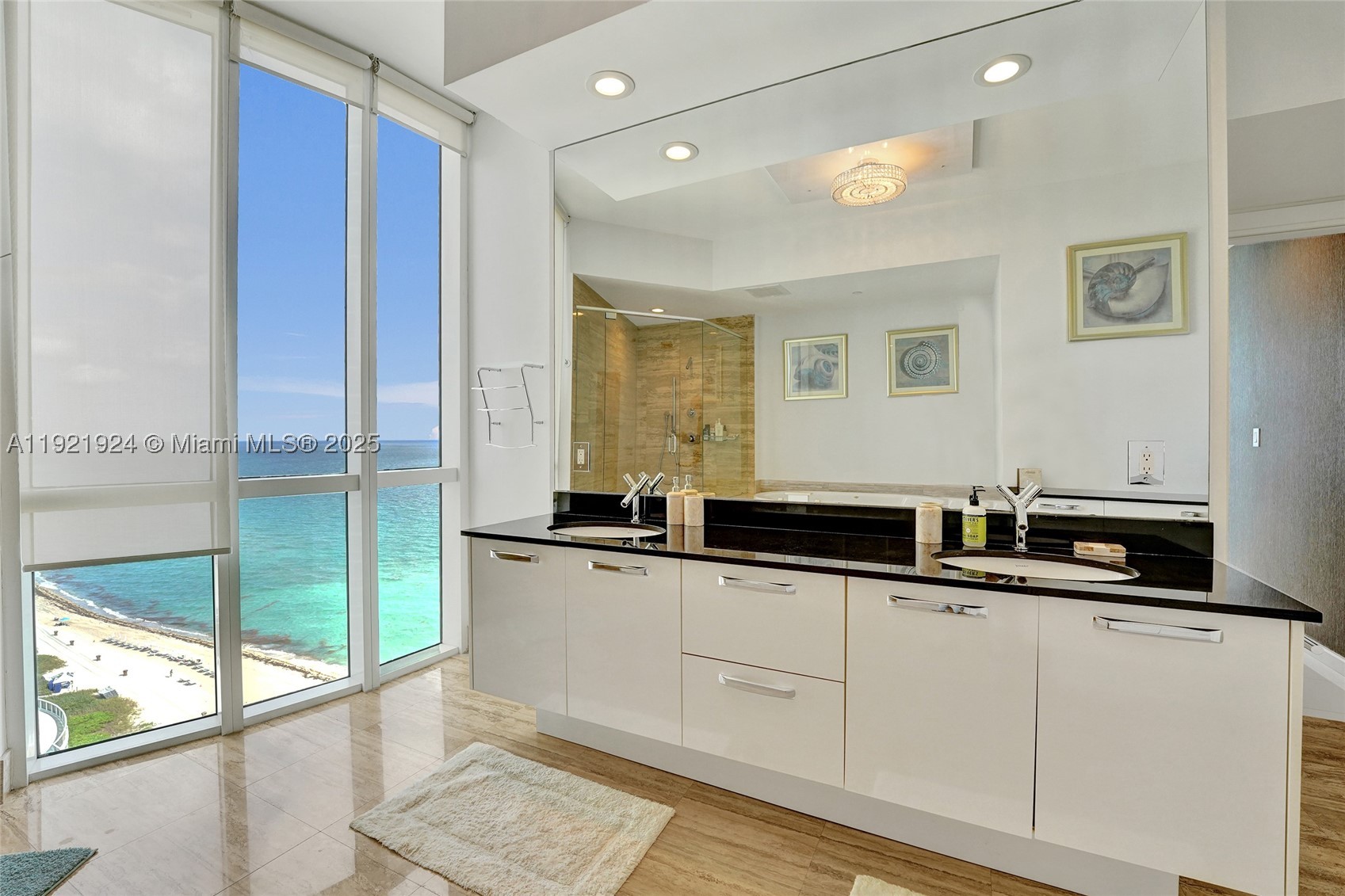 TDR TOWER III CONDO - Residential