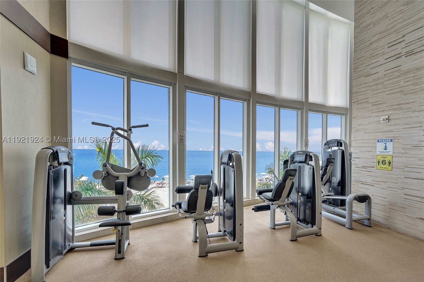 TDR TOWER III CONDO - Residential