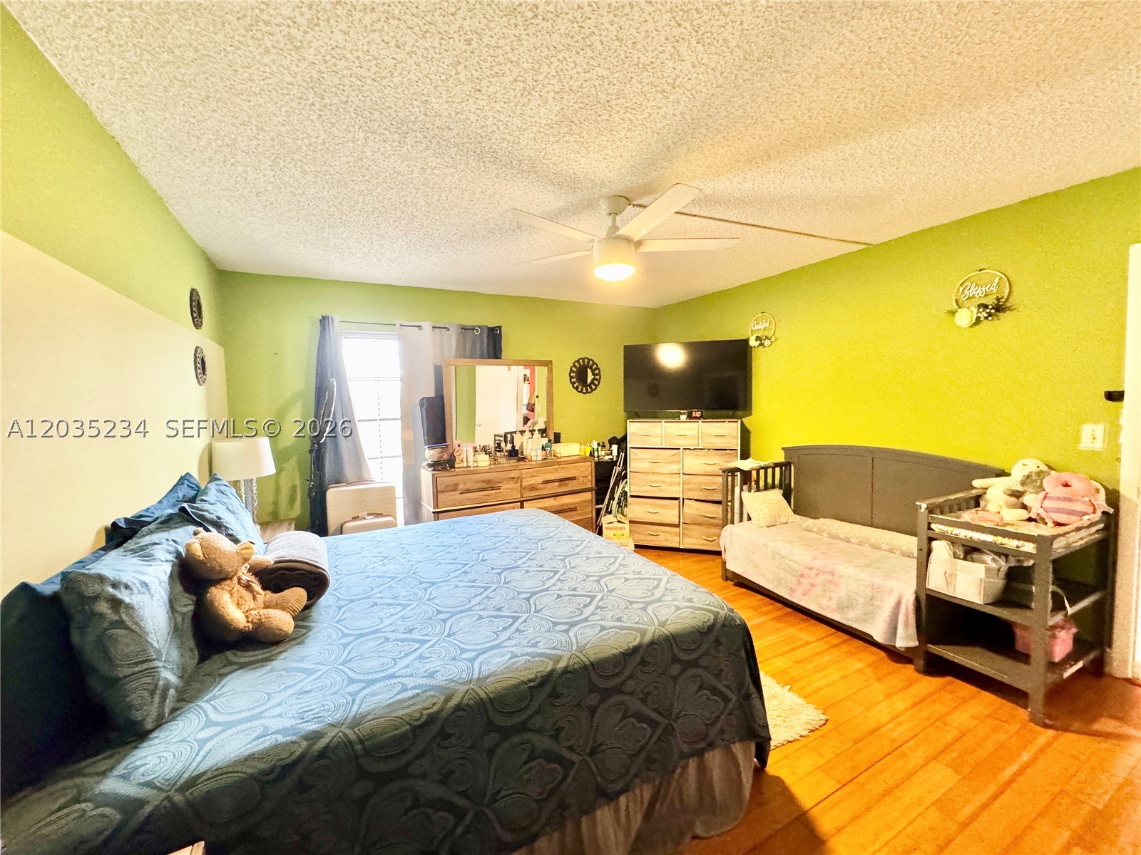 INVERWOOD CONDO - Residential