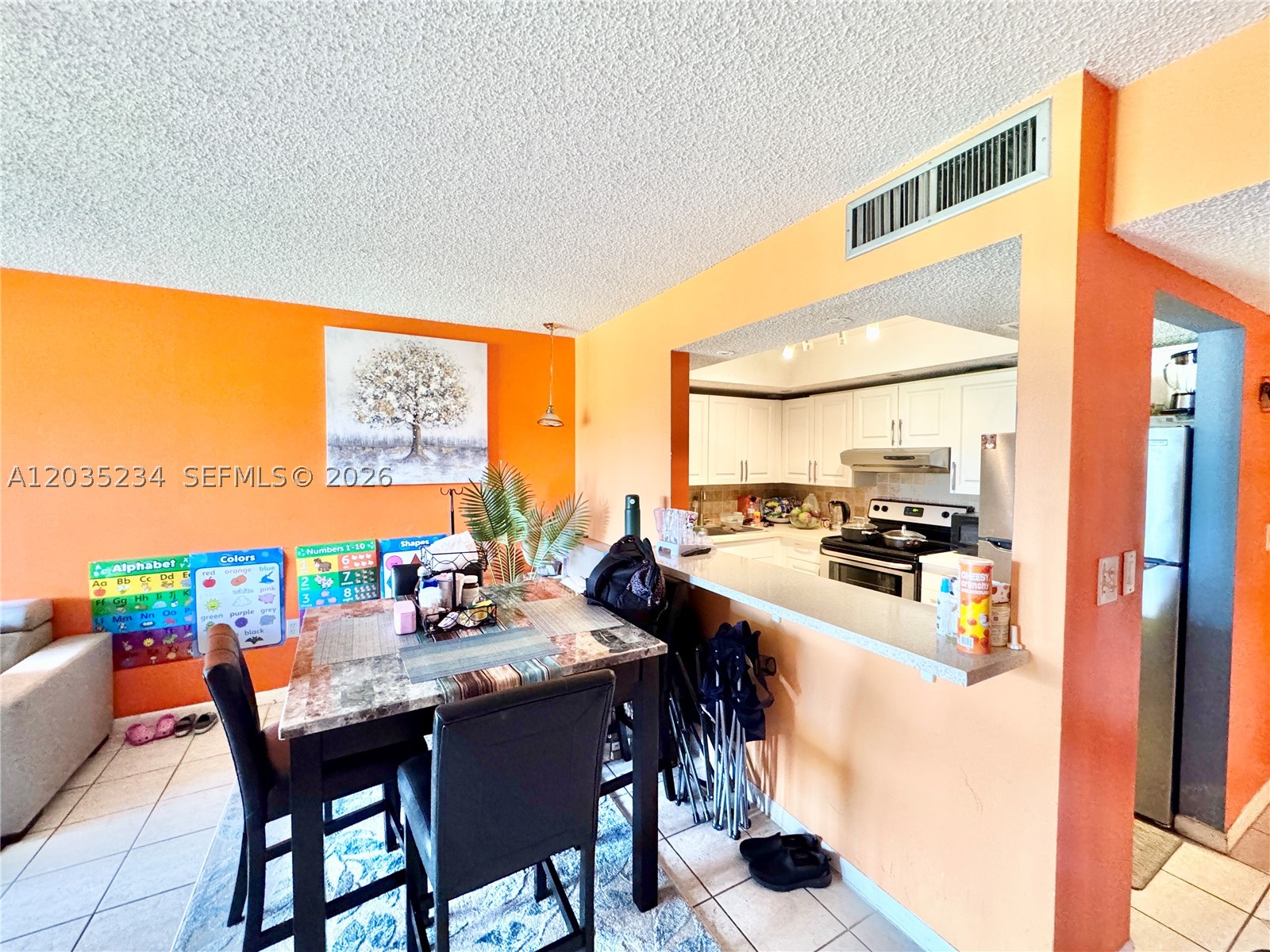INVERWOOD CONDO - Residential