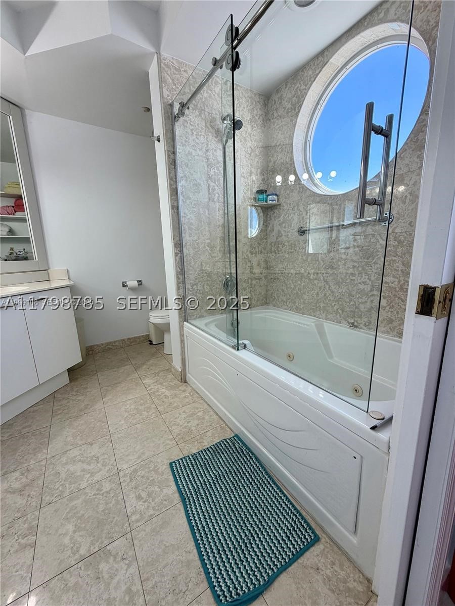 ST TROPEZ OCEAN CONDO - Residential